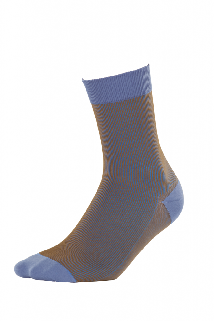 ITEM m6 @ TASK PR Socks colorwave berry cuba MAN 72dpi rgb £32.50