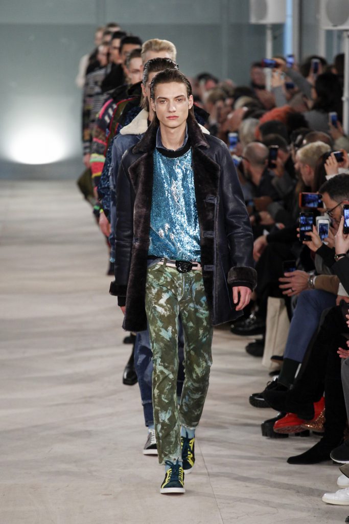 LOOK 26